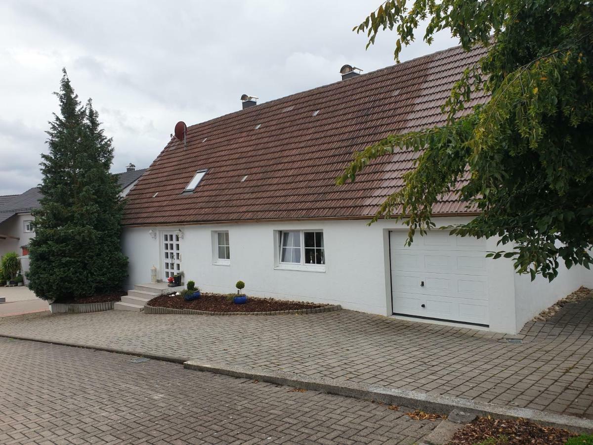 Ferienhaus Gogelhopf Unterschneidheim Buitenkant foto